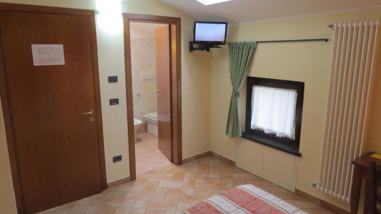 Agriturismo La Staffa Valeggio sul Mincio Bagian luar foto